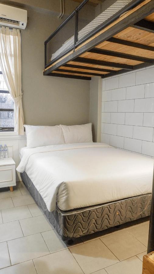 Triple Seven Bed & Breakfast Bandung Eksteriør billede