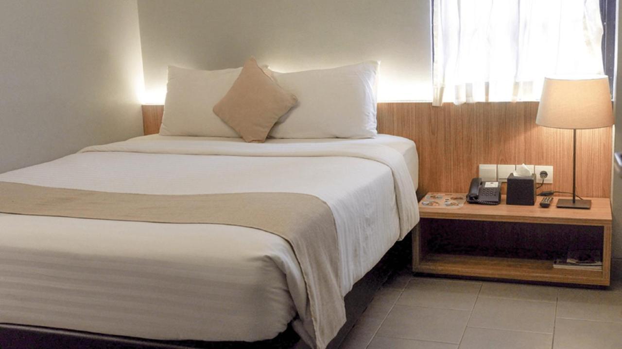 Triple Seven Bed & Breakfast Bandung Eksteriør billede